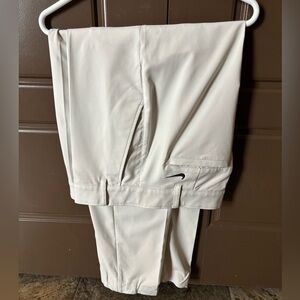 Nike Mens Golf pants. 38 x 32 hemd from 34 length. These pants were worn once.